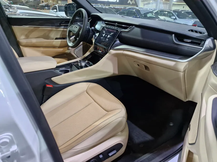 2024 Jeep Grand Cherokee ليمتد