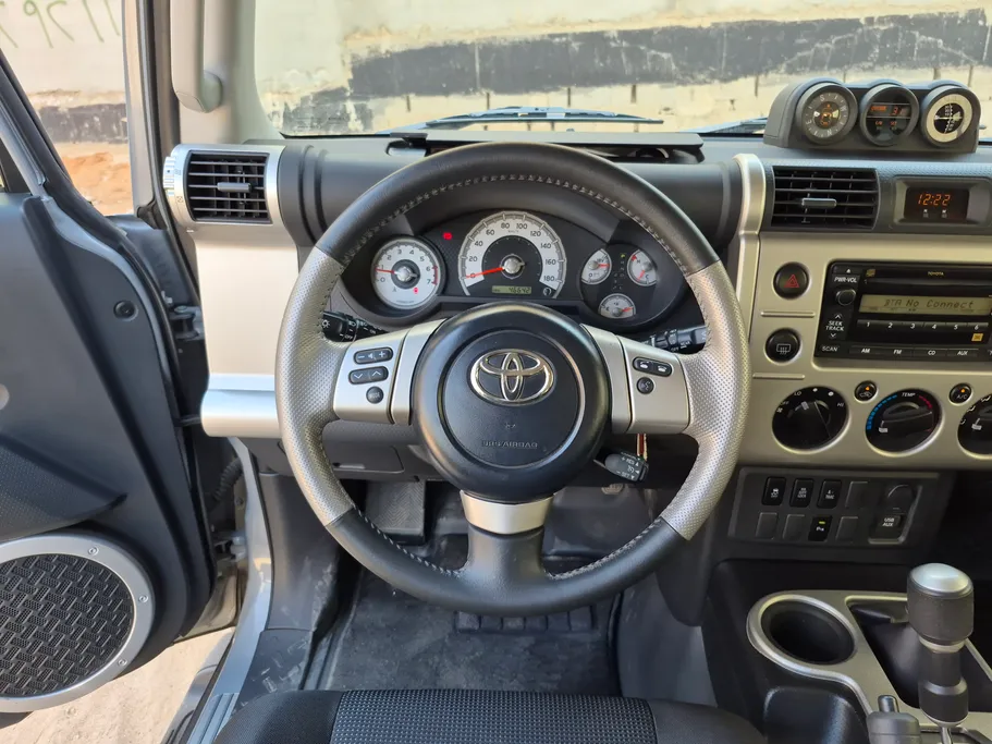 تويوتا اف جي FJ Cruiser 2022
