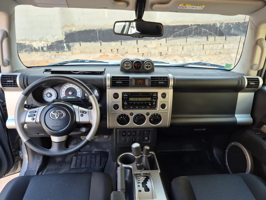 تويوتا اف جي FJ Cruiser 2022