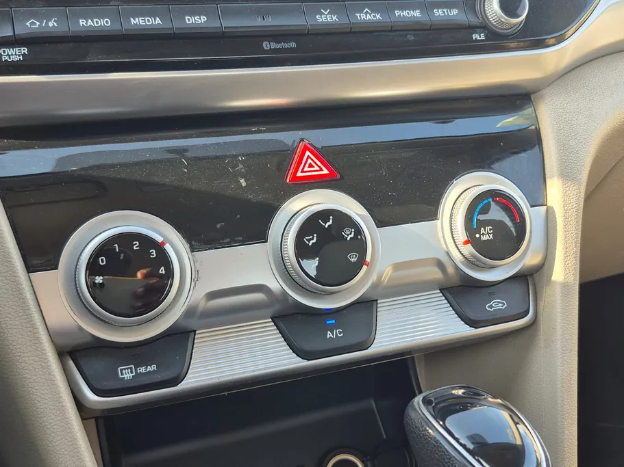 2020 Hyundai Elantra GL