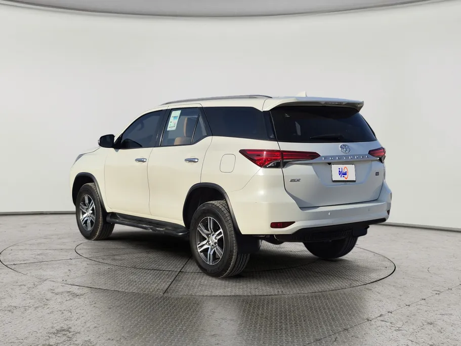 2021 Toyota Fortuner GX2 4x4