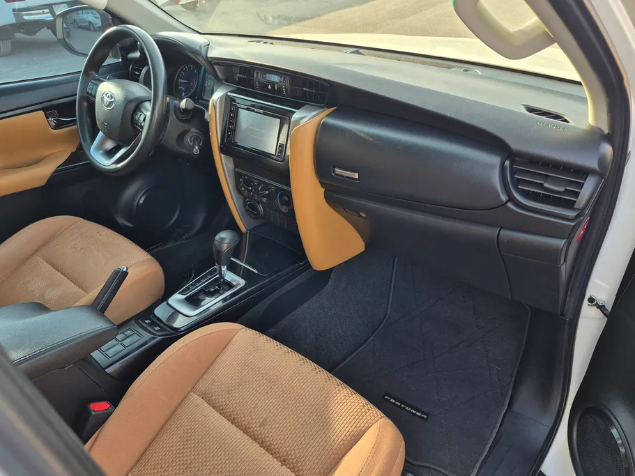 2021 Toyota Fortuner GX2 4x4