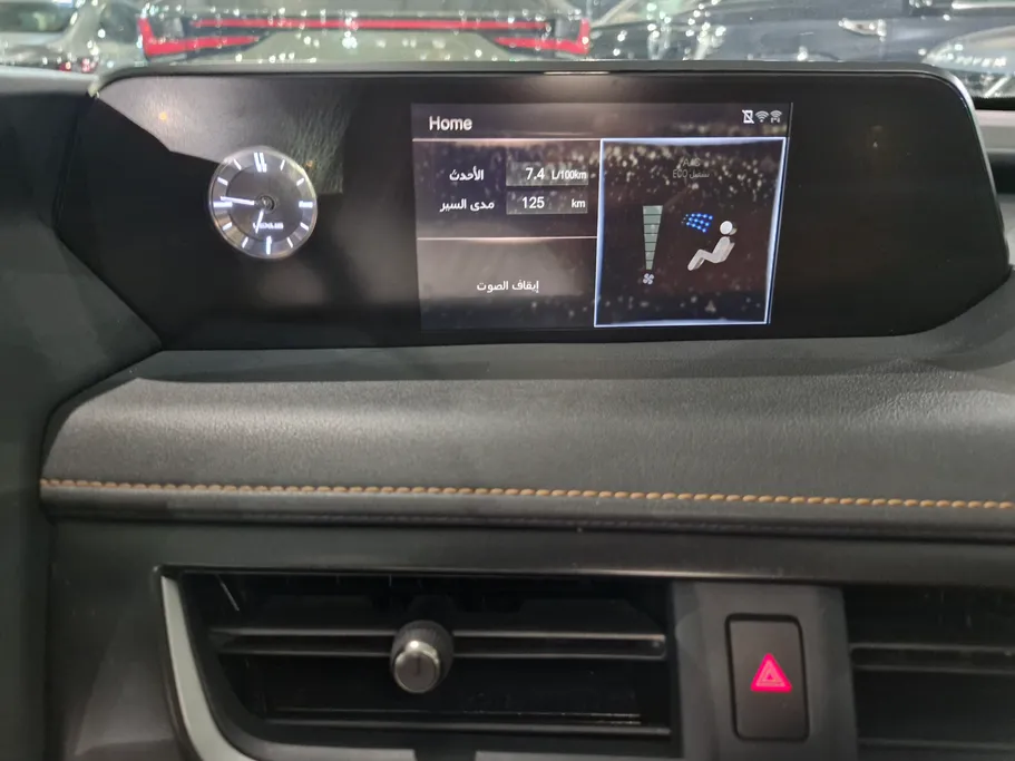 لكزس UX 200 AA Elegant 2021