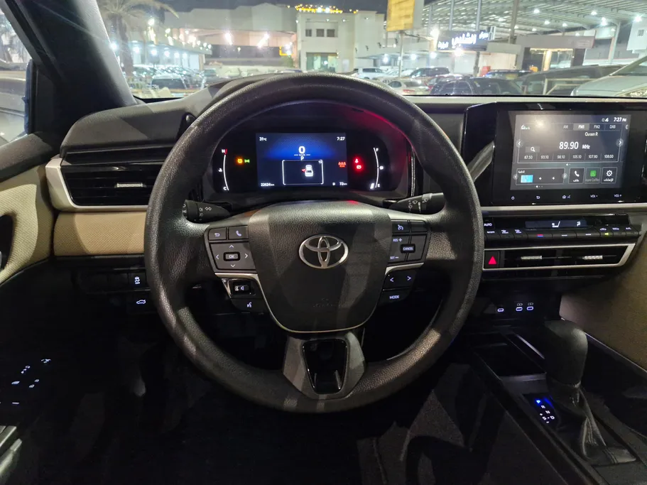2025 Toyota Camry  E