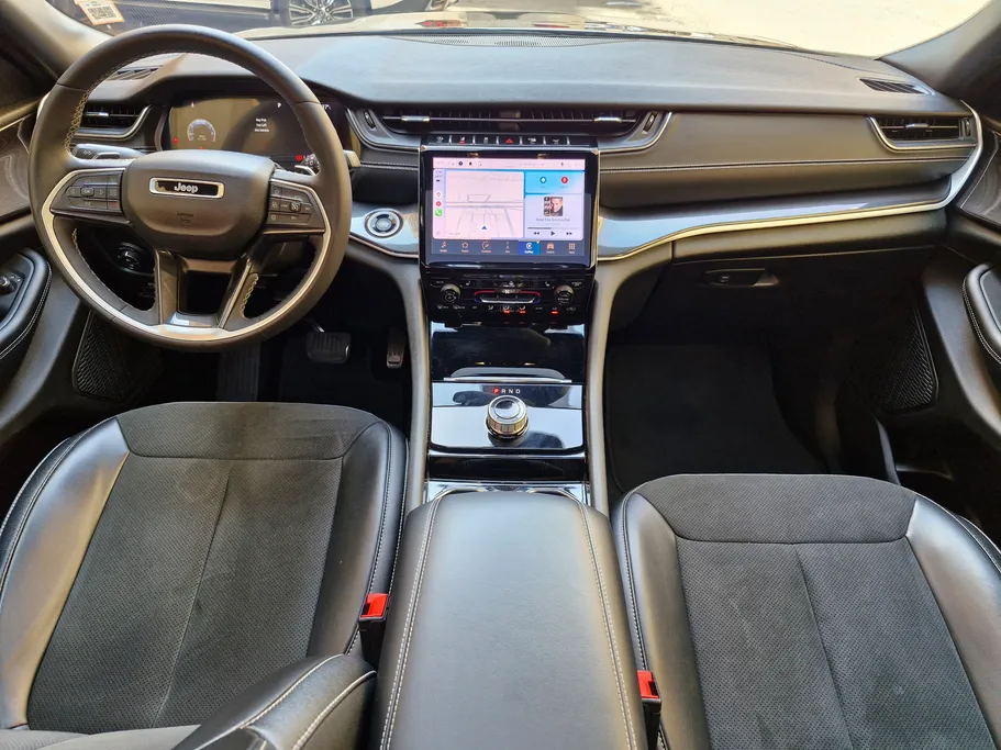 جيب جراند شيروكي L 2023