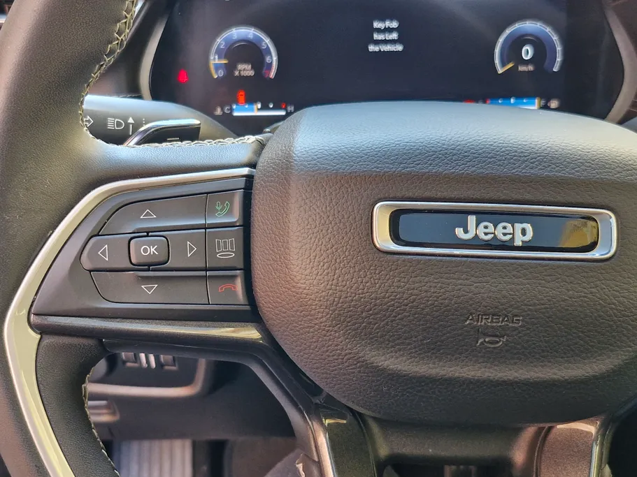 جيب جراند شيروكي L 2023