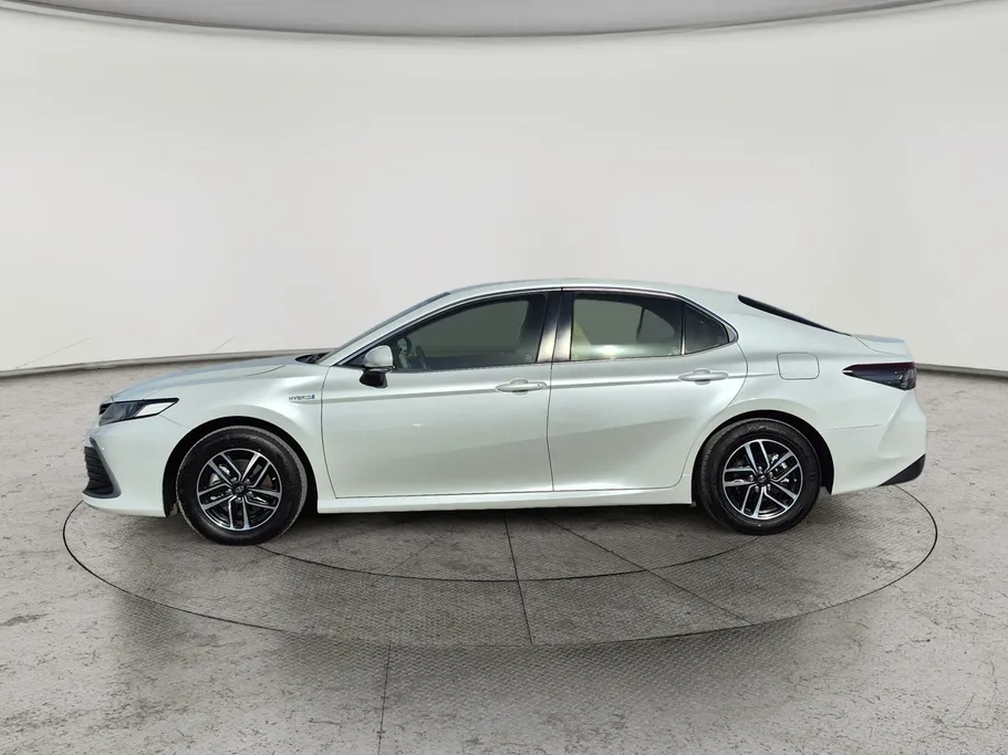2024 Toyota Camry  LE HEV