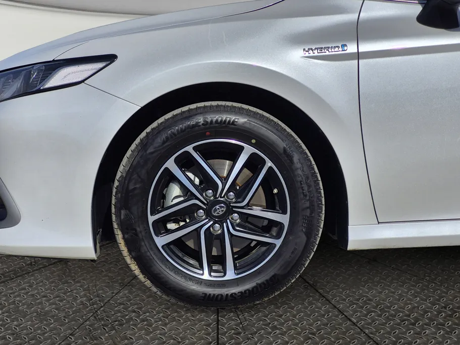 2024 Toyota Camry  LE HEV