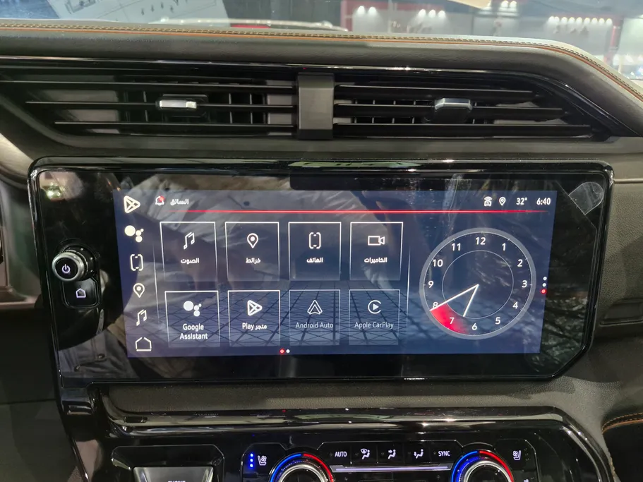 جي إم سي  سييرا AT4 2025