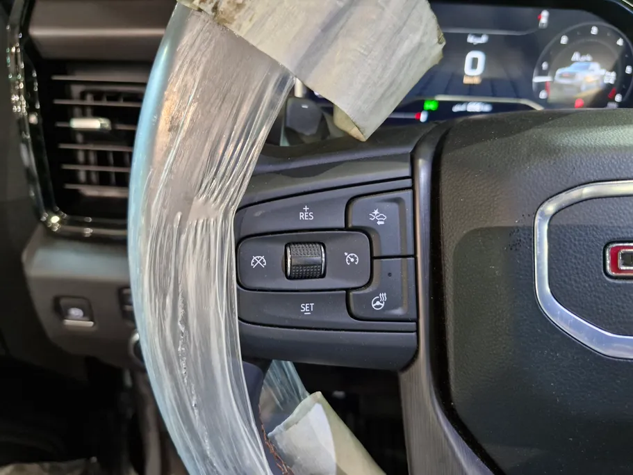 جي إم سي  سييرا AT4 2025