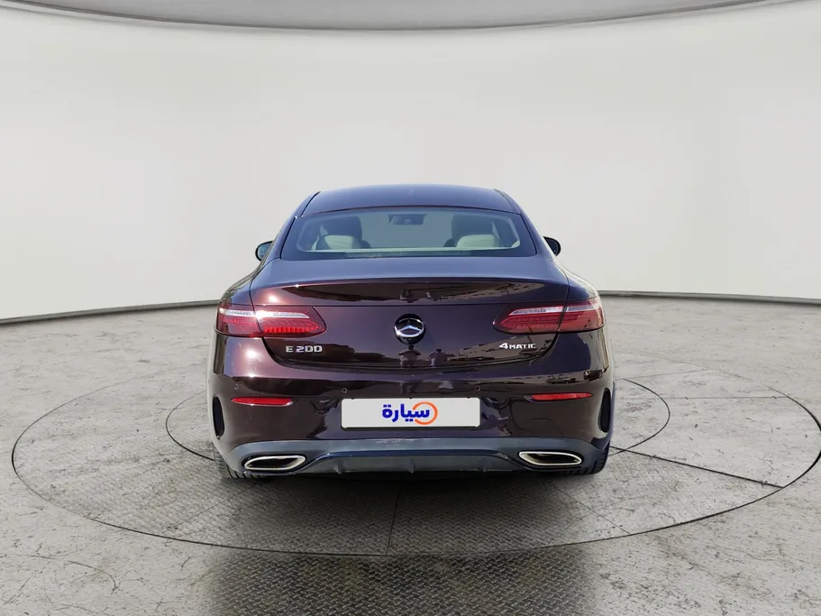 2022 Mercedes E 200