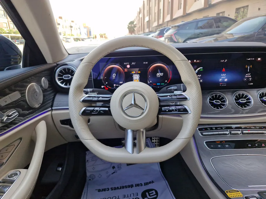 2022 Mercedes E 200