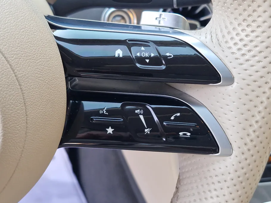 2022 Mercedes E 200