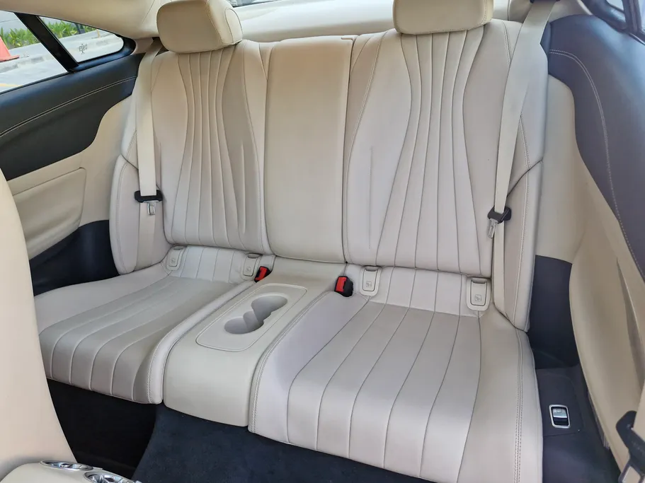2022 Mercedes E 200