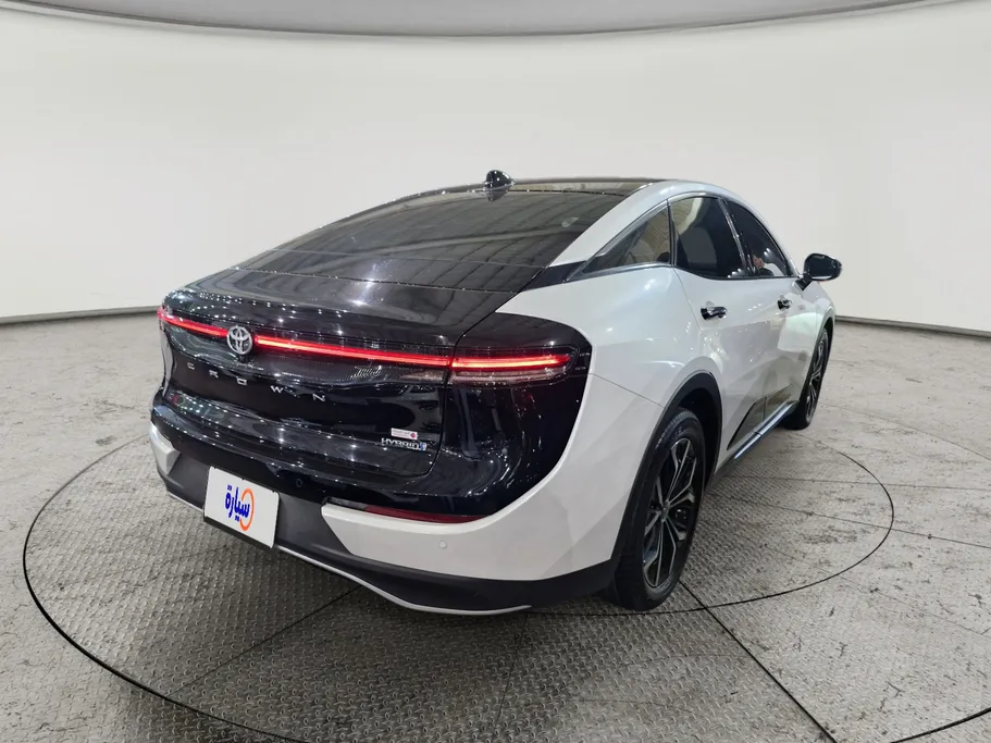 2023 Toyota Crown Premium