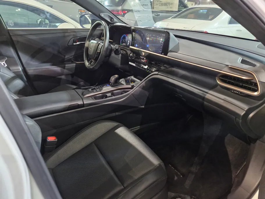 2023 Toyota Crown Premium