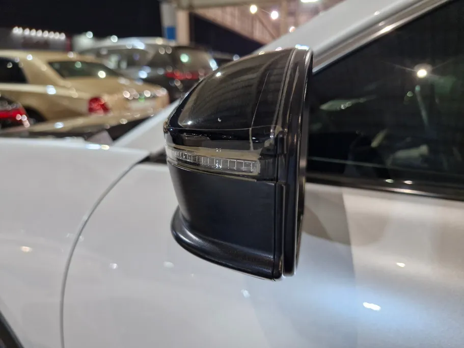 2023 Toyota Crown Premium