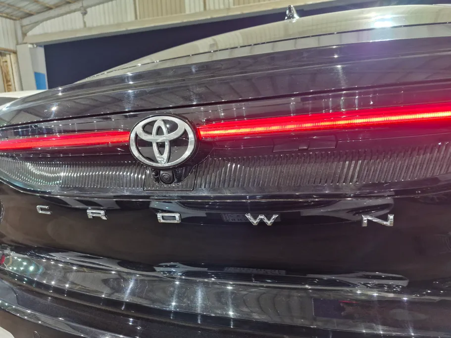 2023 Toyota Crown Premium