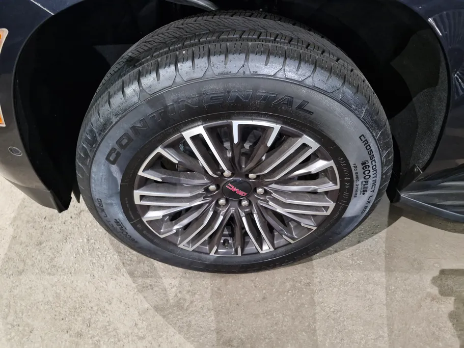 جي إم سي  يوكن اليفيشن 2025