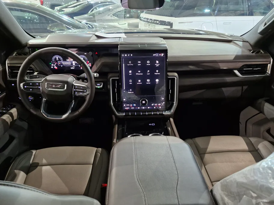 جي إم سي  يوكن اليفيشن 2025