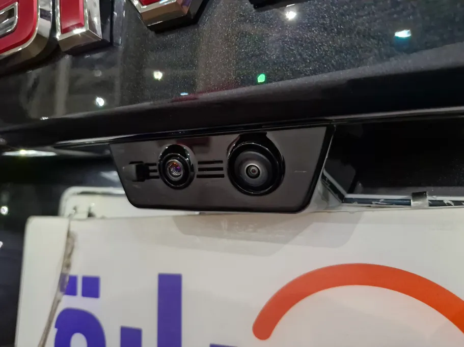 جي إم سي  يوكن اليفيشن 2025