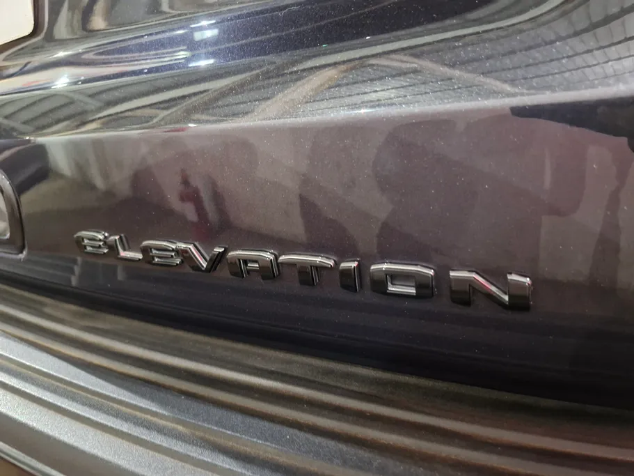 جي إم سي  يوكن اليفيشن 2025