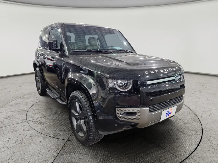 لاند روفر ديفندر P300 S 2025