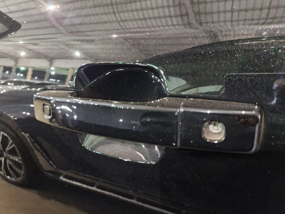 لاند روفر ديفندر P300 S 2025