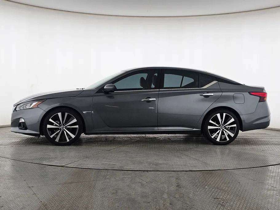 2022 Nissan Altima SL 