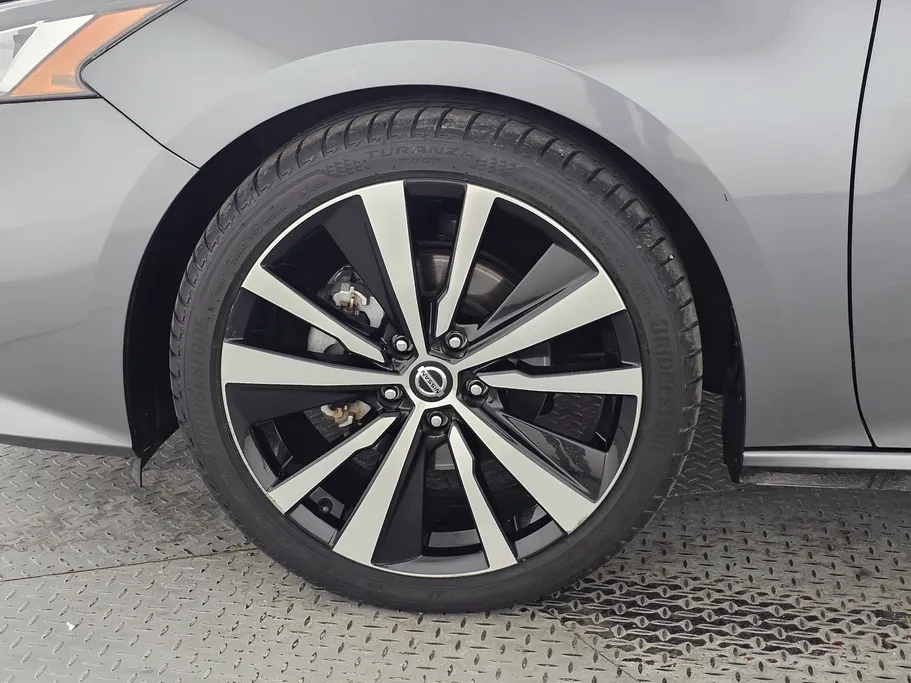 2022 Nissan Altima SL 