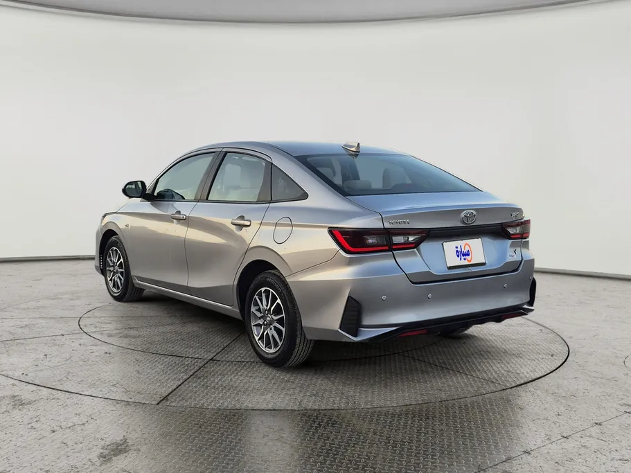 تويوتا يارس Y 2023 