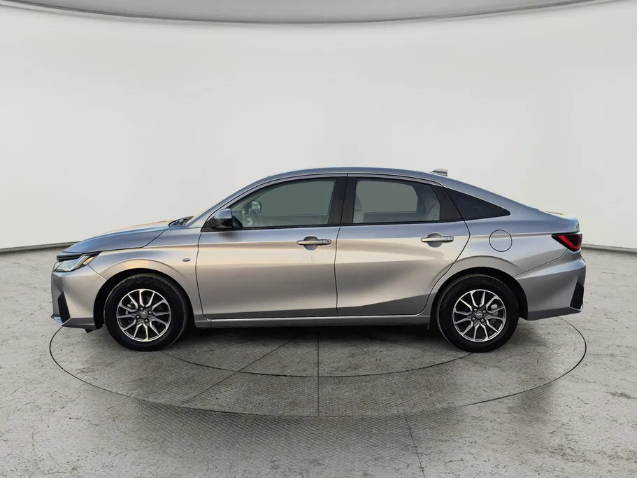 تويوتا يارس Y 2023 