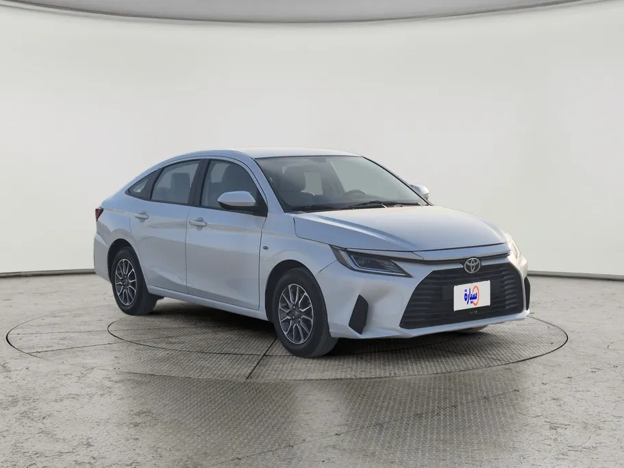 2024 Toyota Yaris  Y