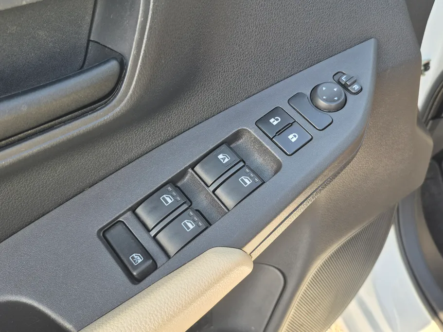 2024 Toyota Yaris  Y