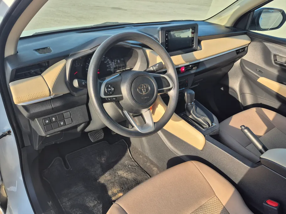 2024 Toyota Yaris  Y