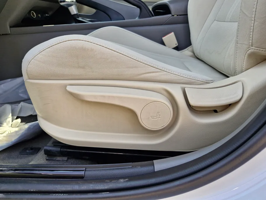 2023 Hyundai Elantra Smart