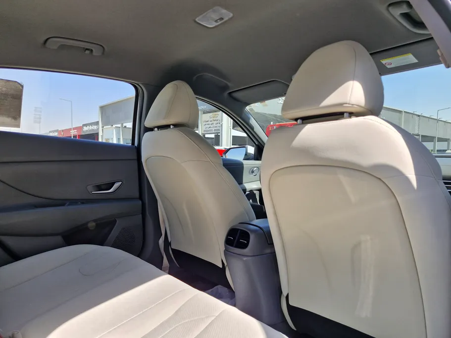 2023 Hyundai Elantra Smart