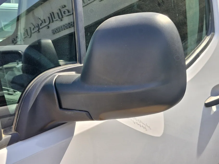 2025 Peugeot Partner Short van