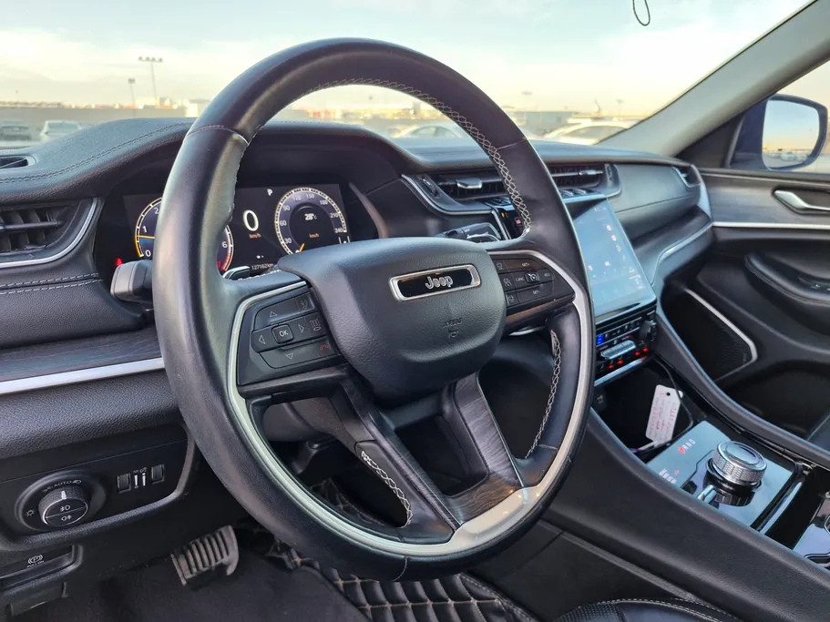 2021 Jeep Grand Cherokee ليمتد 