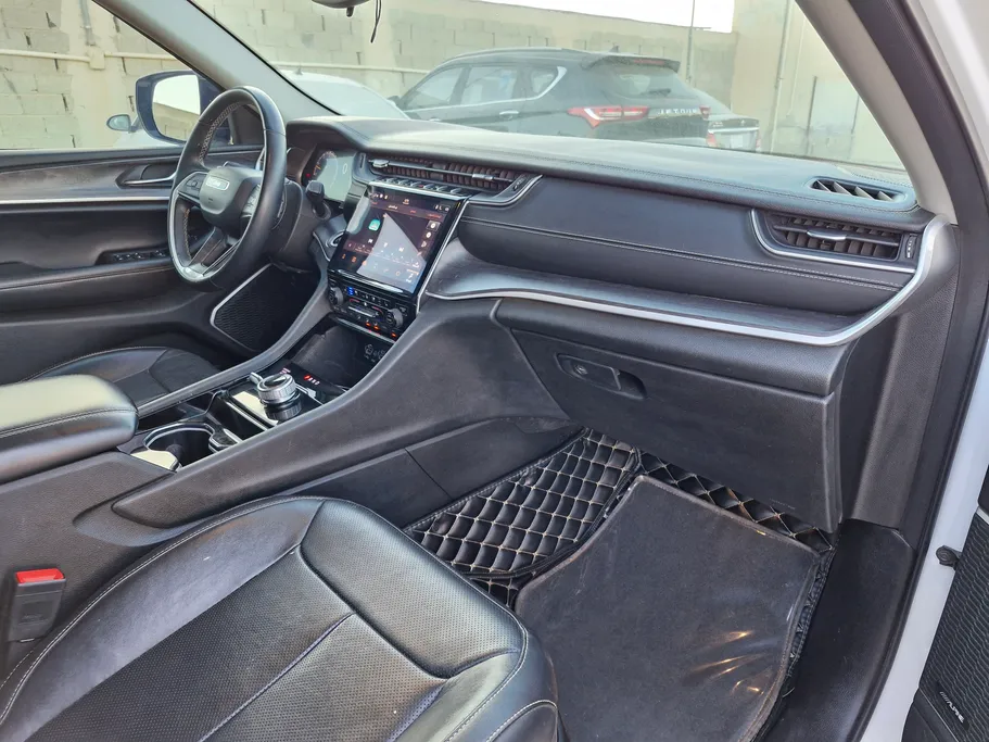 2021 Jeep Grand Cherokee ليمتد 