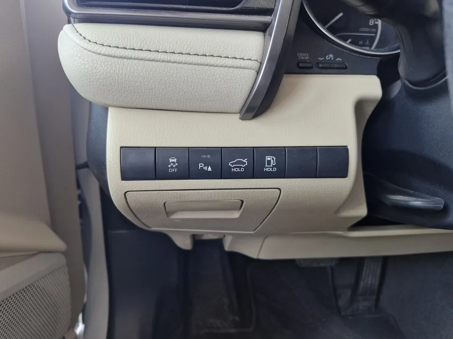 2023 Toyota Camry  LE 