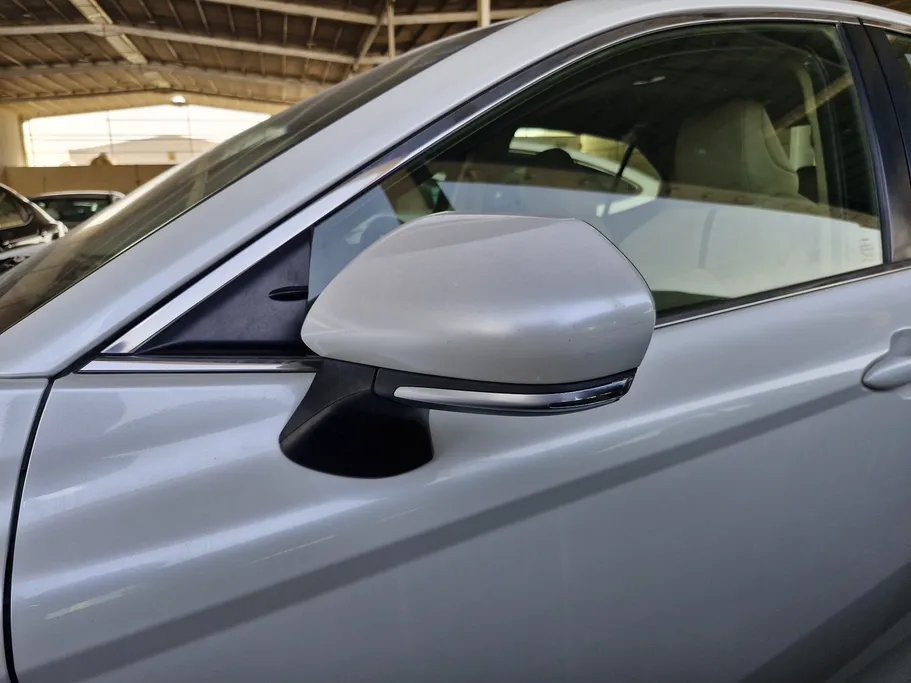 2023 Toyota Camry  LE 