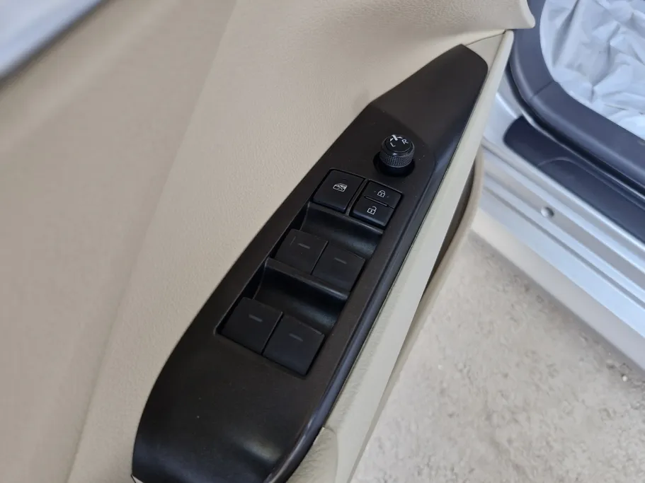 2023 Toyota Camry  LE 