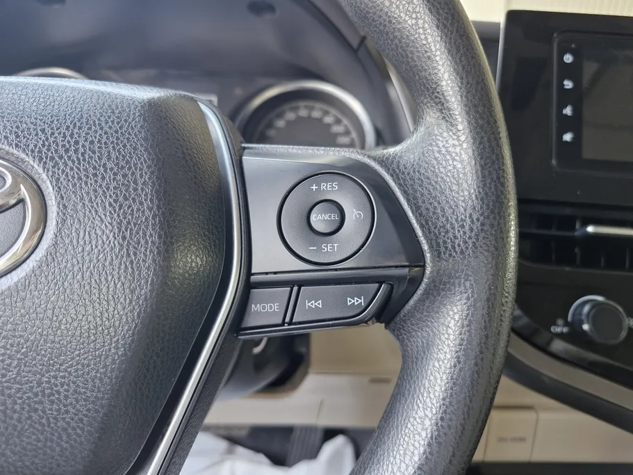 2023 Toyota Camry  LE 