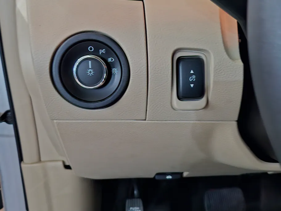 فورد تورس SE 2018