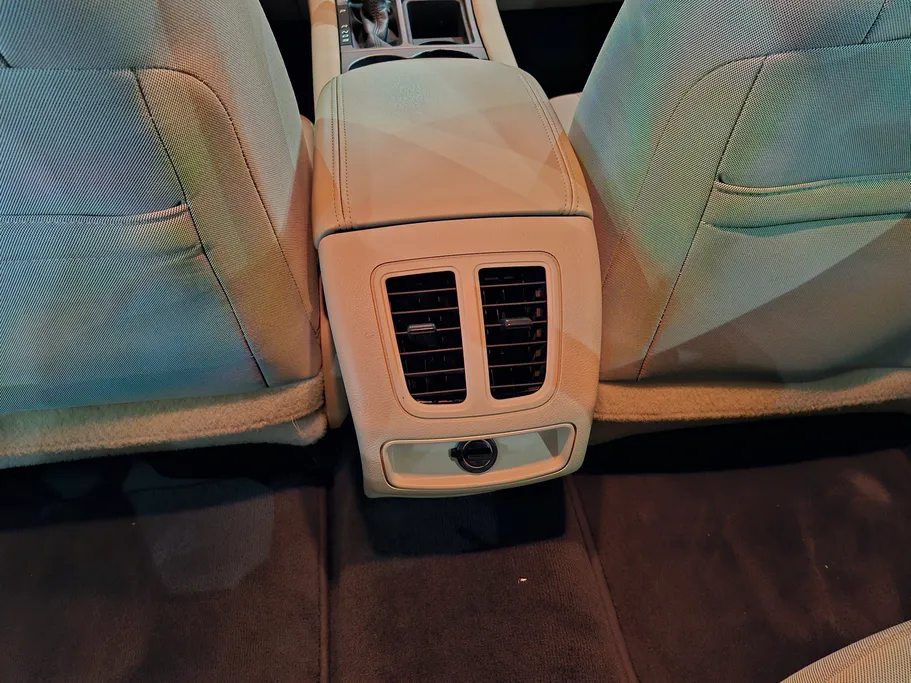 فورد تورس SE 2018