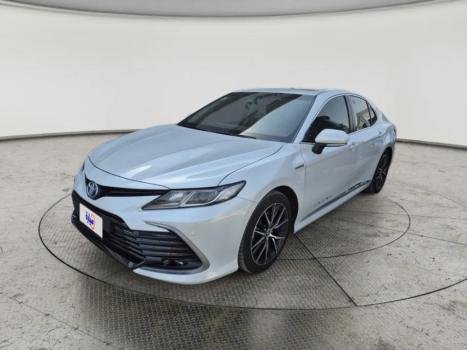 تويوتا كامري GLE HEV  2021 