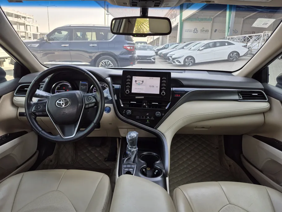 تويوتا كامري GLE HEV  2021 