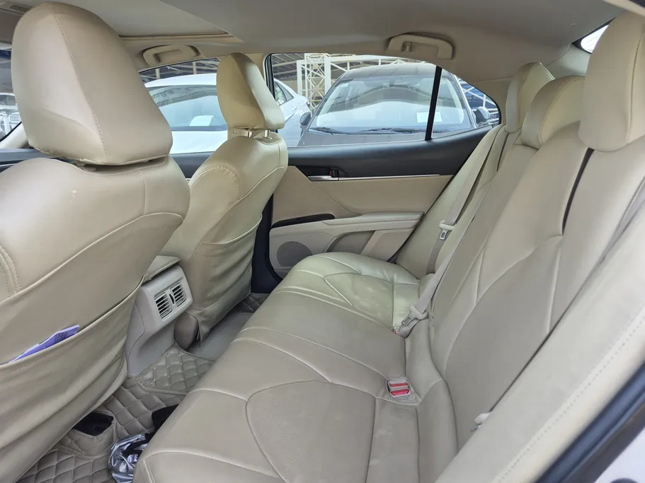 تويوتا كامري GLE HEV  2021 