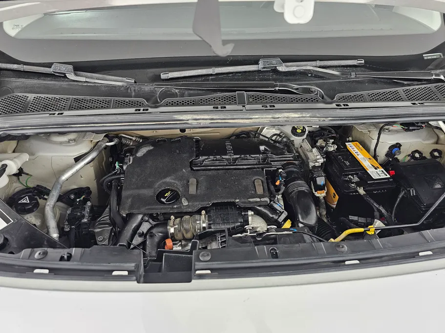 2023 Peugeot Partner Short van 